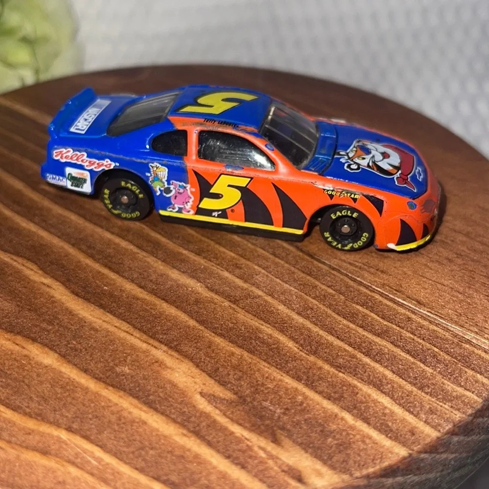 Vtg 2000 1:64 KELLOG'S FROSTED FLAKES MONTE CARLO #5 TERRY LABONTE